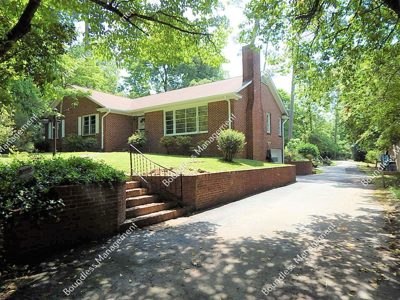 Decatur House: 1033 Scott Blvd