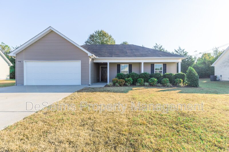Murfreesboro House: 1536 Passage Drive