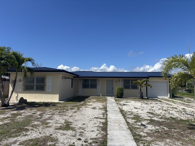 Port Charlotte House: 4143 Conway Boulevard