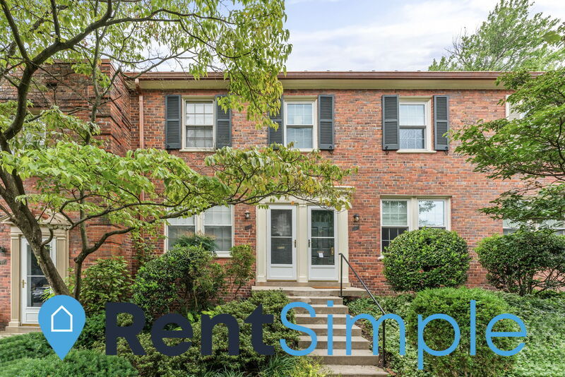 Arlington Condo: 1300 S Barton St