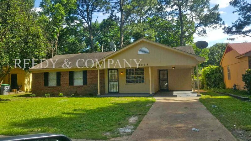 Memphis House: 4225 Arrowhead Rd