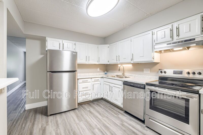 Lincoln House: 1648 N 56th