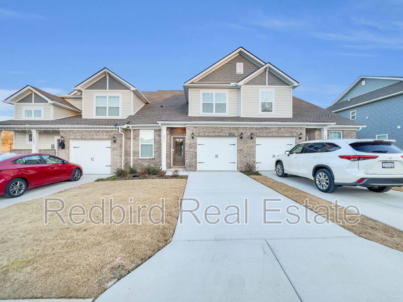 Columbia Townhome: 1611 Manuka Lane