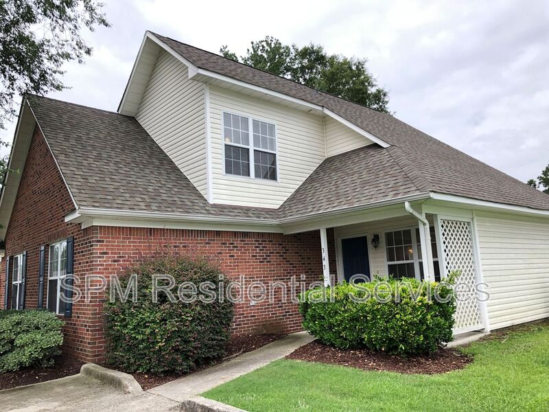 Wilmington House: 343 Saint Rosea Rd