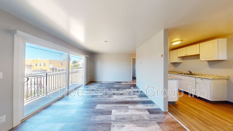 Oakland House: 2117 East 15th Street