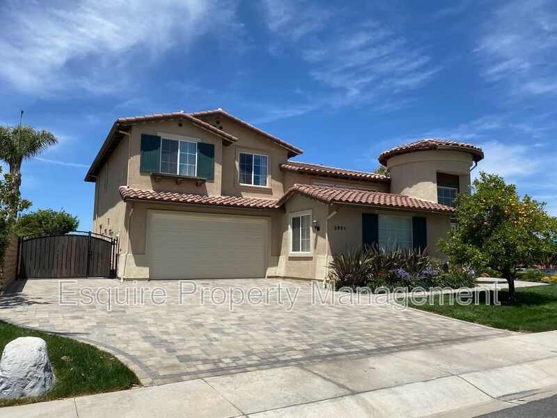 CAMARILLO House: 2895 DIAMOND DRIVE