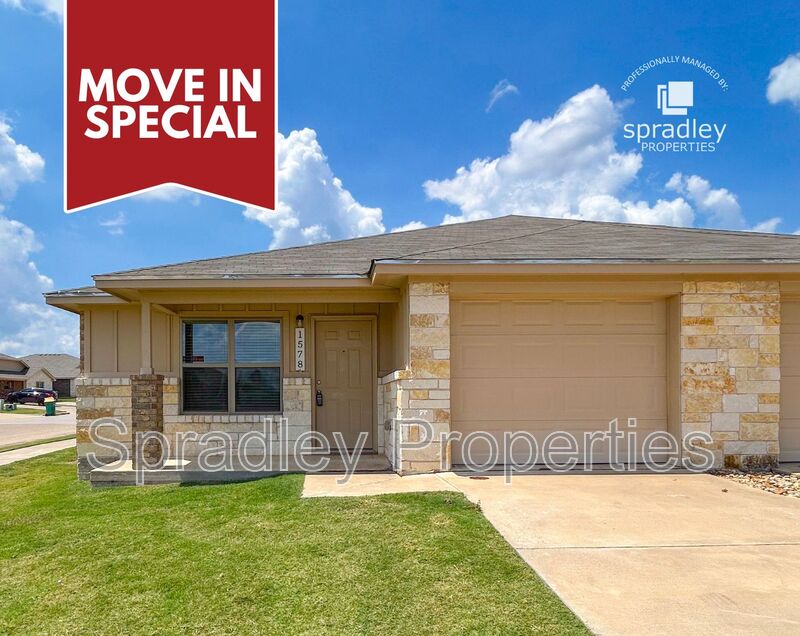 Belton Townhome: 1578 Chance Ct