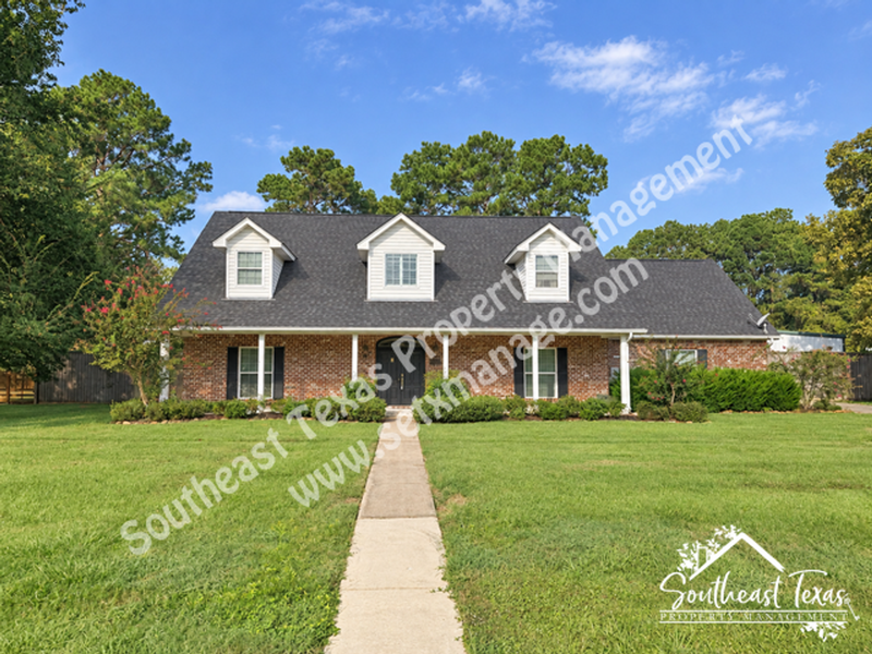 Beaumont House: 11320 Cathryn Lane