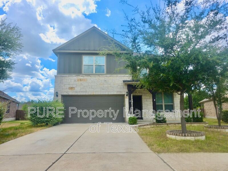Hutto House: 205 Methodius Dr