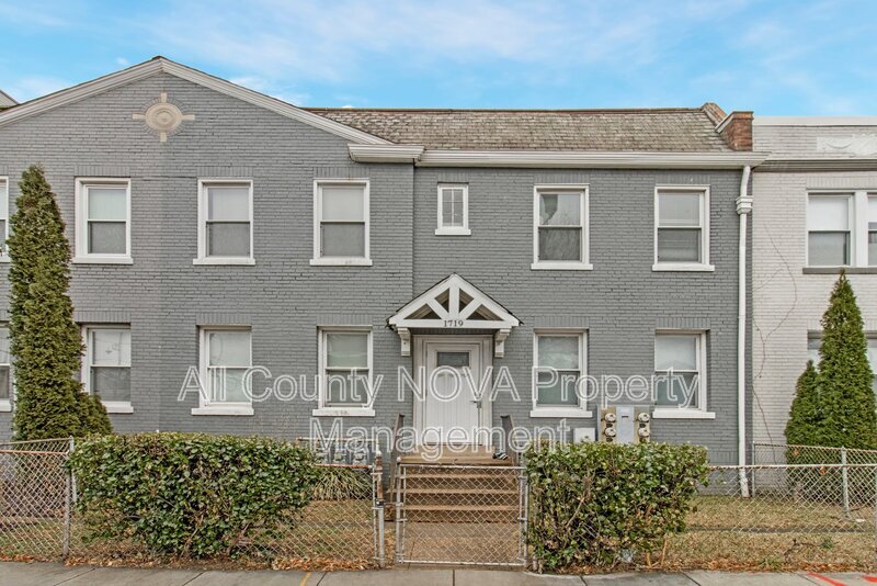 Washington Condo: 1719 West Virginia Ave NE