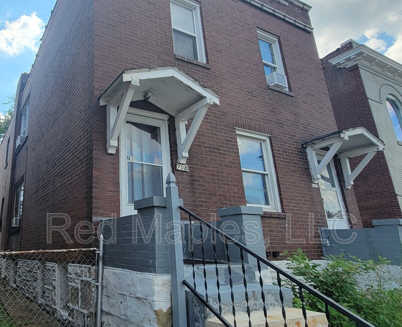 St. Louis Condo: 708 Wilmington Ave 2nd Fl