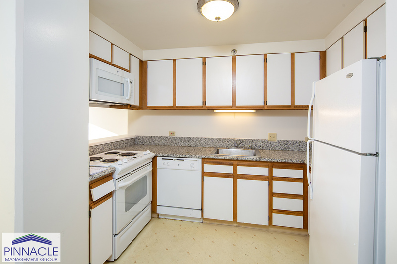 Honolulu Condo: 747 Wiliwili St #1502