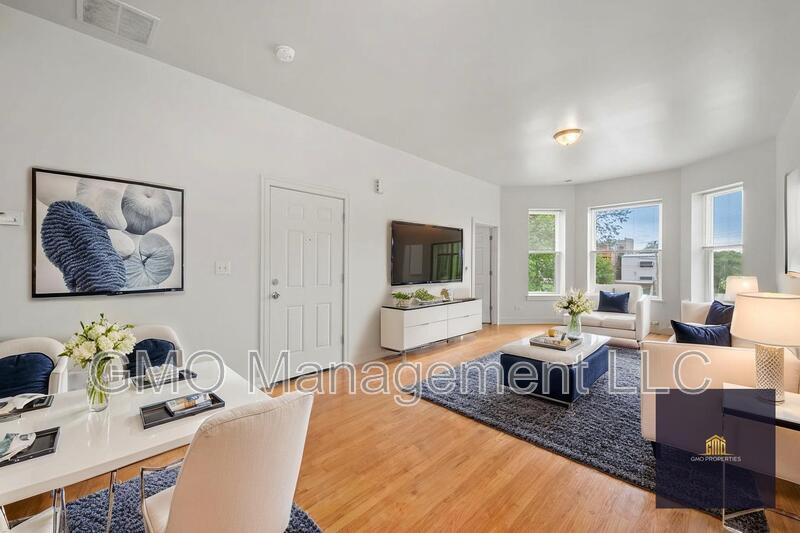 Chicago Condo: 4230 West Adams Street