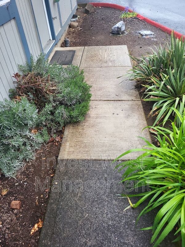 Vancouver House: 2809 E 19 Street