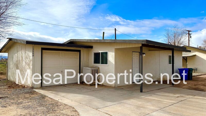 Apple Valley House: 13249 Osage Rd.