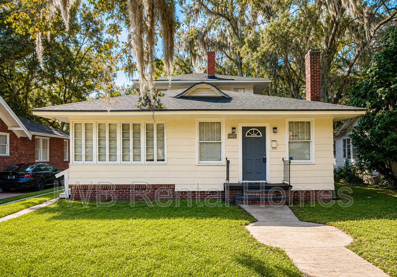 Jacksonville House: 2900 Downing St
