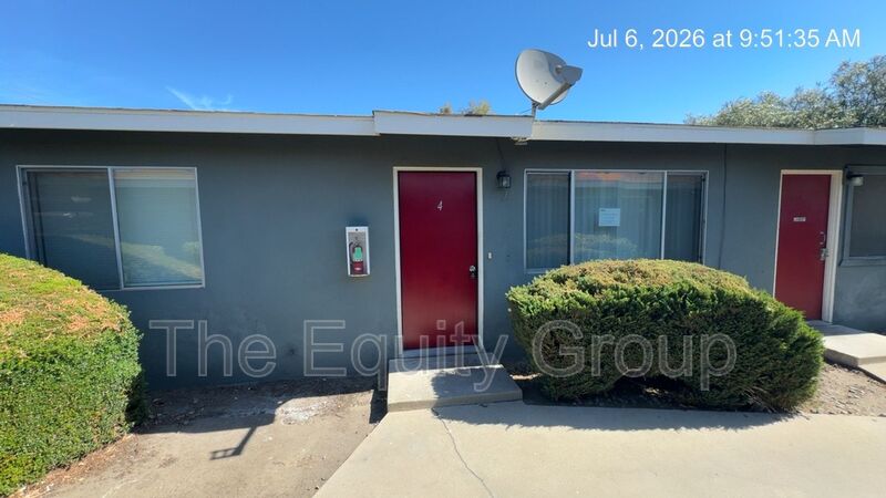 Tulare Condo: 620 N Blackstone Avenue