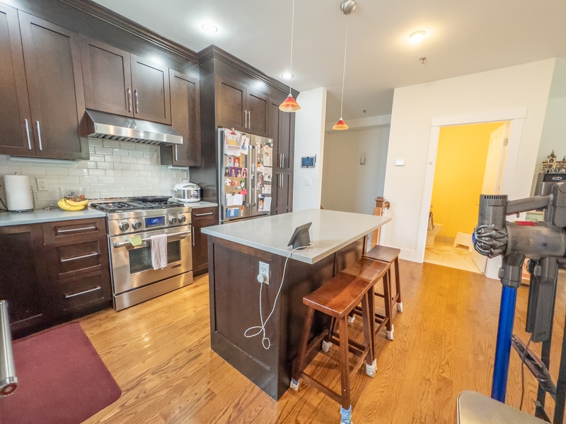 Cambridge Townhome: 9 Montague Street - C