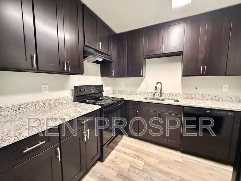 Orlando Condo: 4111 S. Semoran Blvd