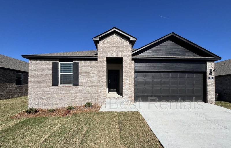 Hensley House: 76 Kelton