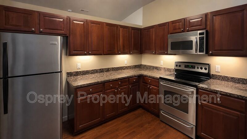 Modern 1-Bedroom Condo with Private Balcony! - Photo 3