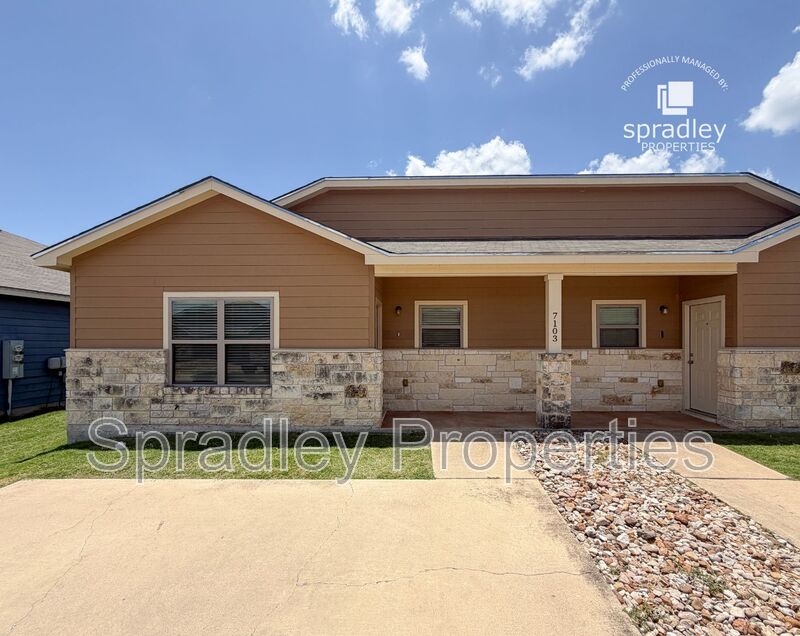 Temple Townhome: 7103A Cameron Park Rd