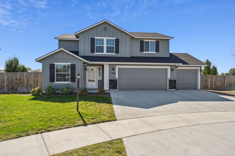 Middleton House: 1367 Placerville Court