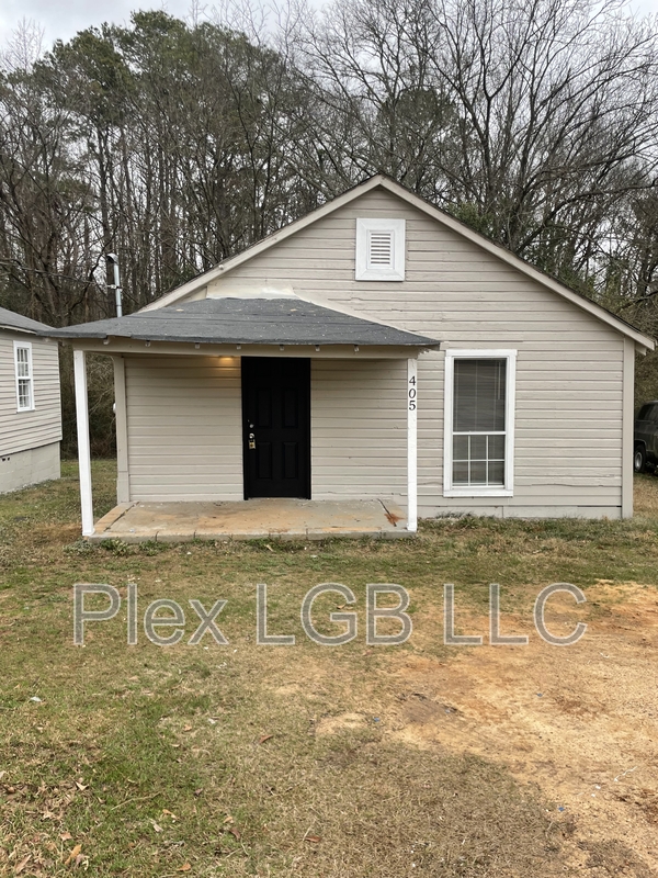 LaGrange House: 405 Render Street