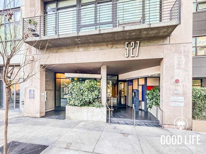 San Diego Condo: 527 10th Ave