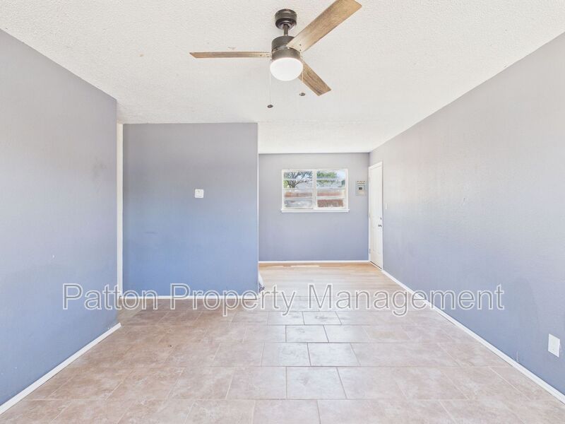 Amarillo House: 3810 Mesa Verde Drive