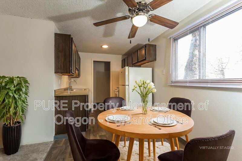 Portland Apartment: 14124-14212 NE Sandy Blvd