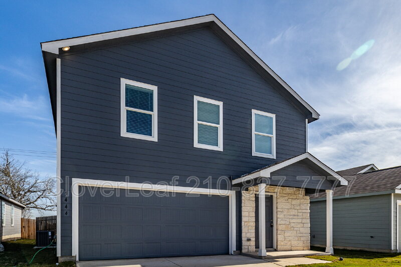 San Antonio House: 5444 Calton Bend