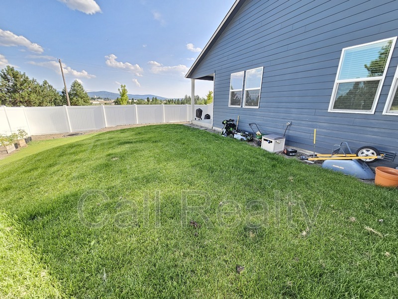 Request a Viewing for 3216 N Stanley Rd Tenant Turner