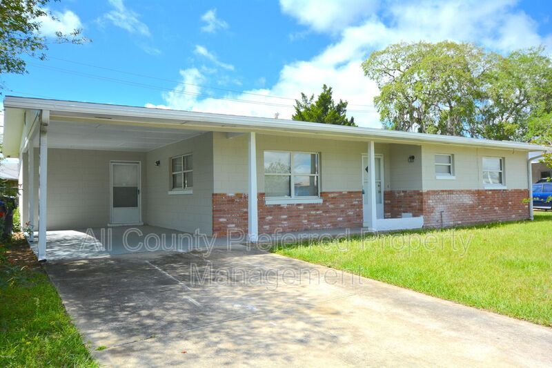 Titusville House: 2913 Rosemarie Drive