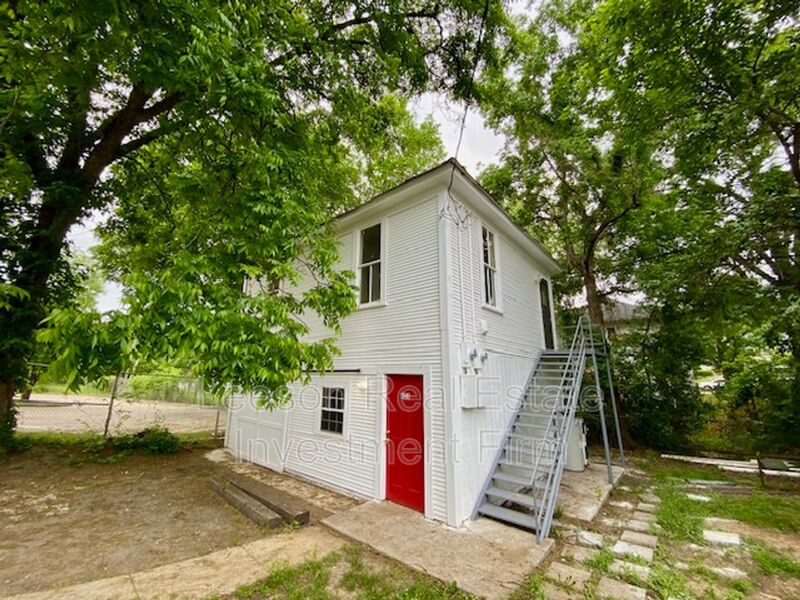 Shreveport House: 455 EGAN ST.