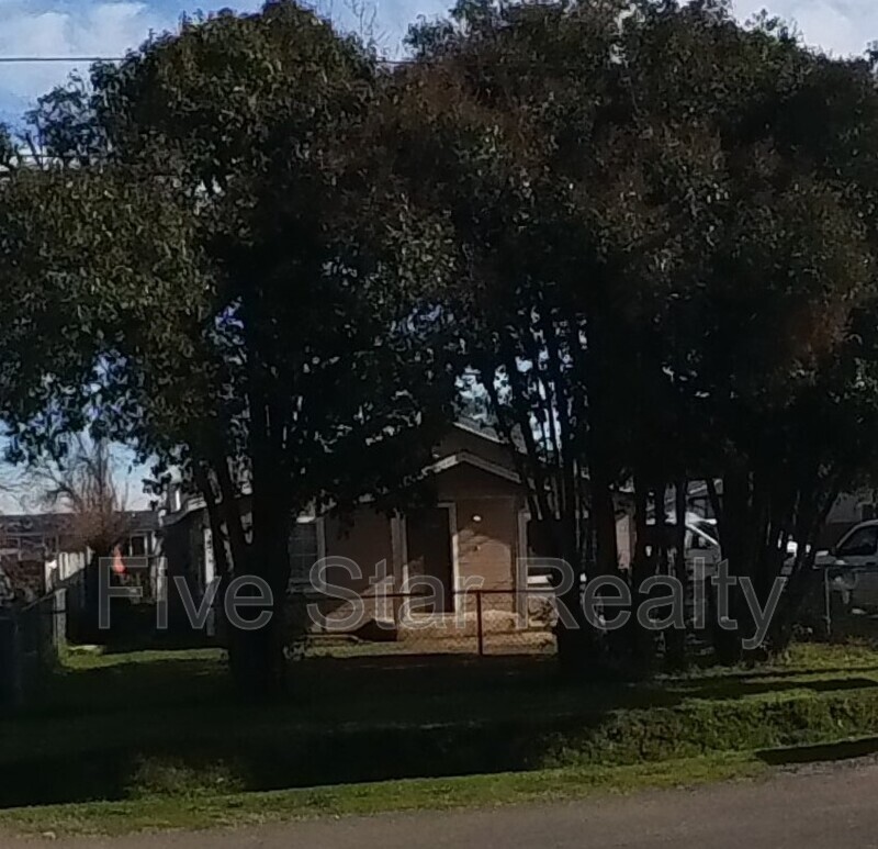 MARYSVILLE House: 5957 WIGET AVENUE