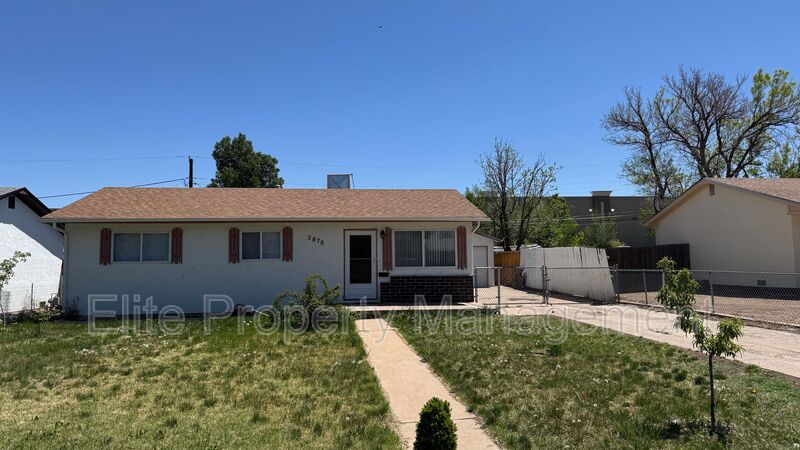 Pueblo House: 2870 Aster St.