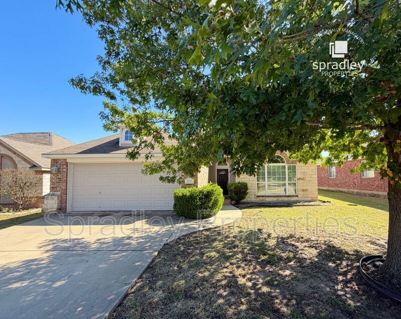 Temple House: 5717 Alexandria Dr