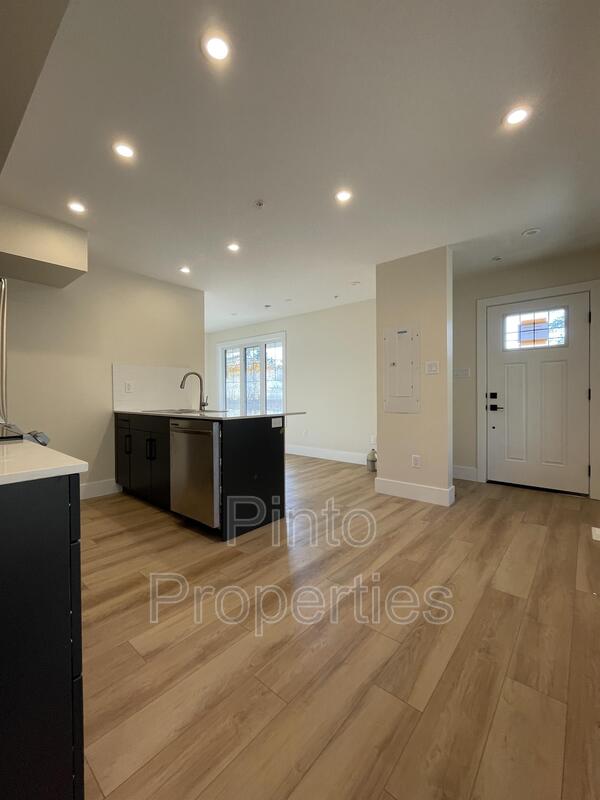 Edmonton House: 8715 110 Street Northwest