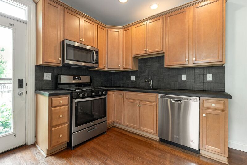 Columbus Condo: 794 Hamlet Street