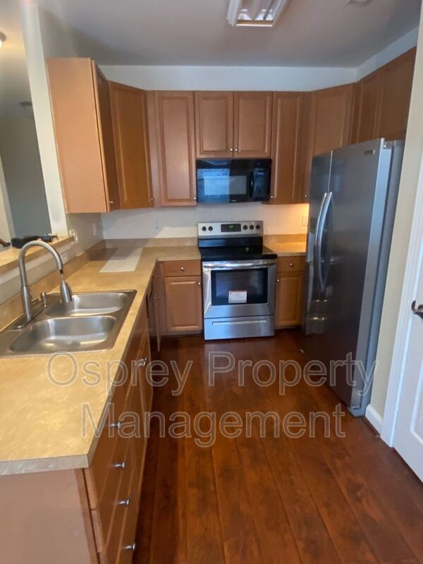 3 Story End Unit Home Available Immediately - Photo 4