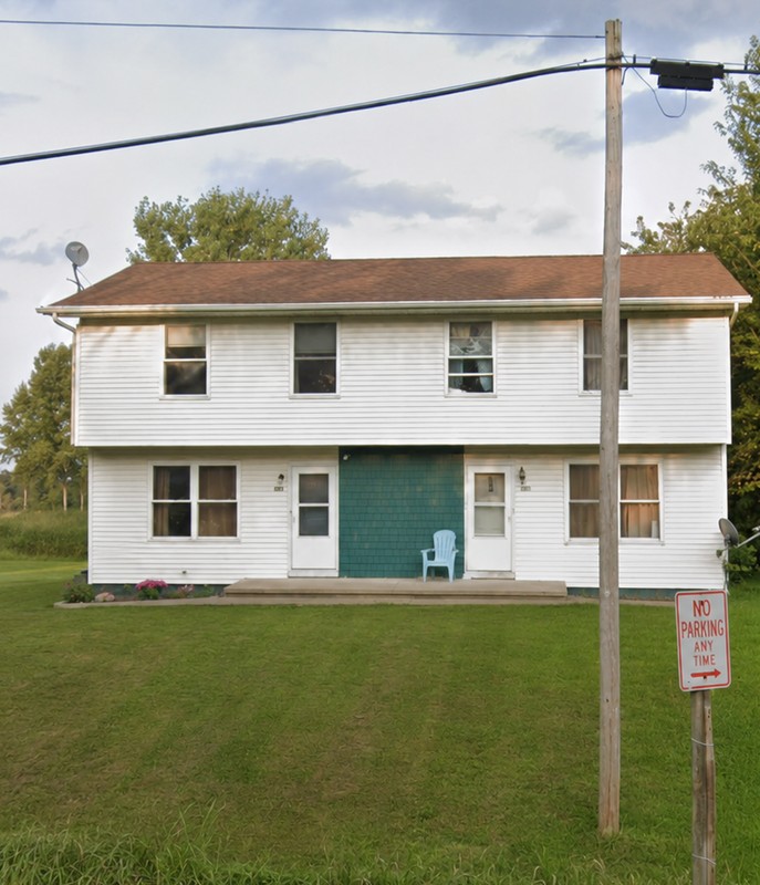 Larsen Condo: 8390-8392 HIckory Ave - 8392