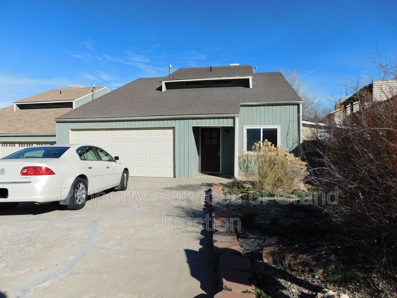 Grand Junction Condo: 2338 1/2 Rattlesnake Court