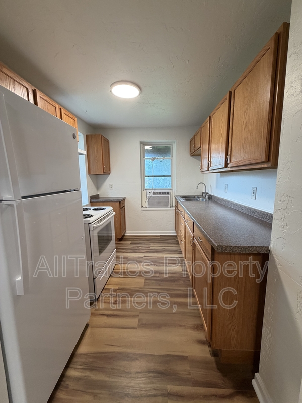 Trafford Condo: 527 Duquesne Avenue - 1