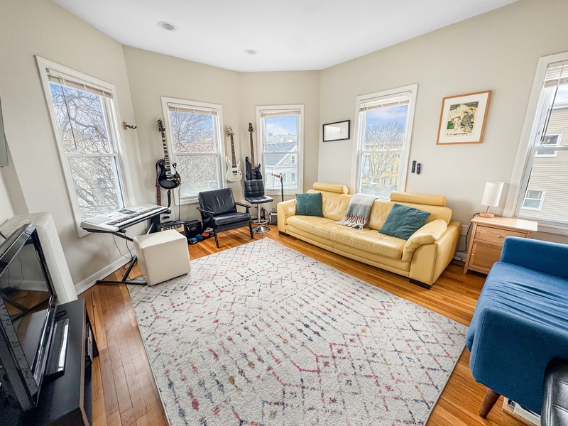 Cambridge Condo: 107 Columbia Street, Unit 3