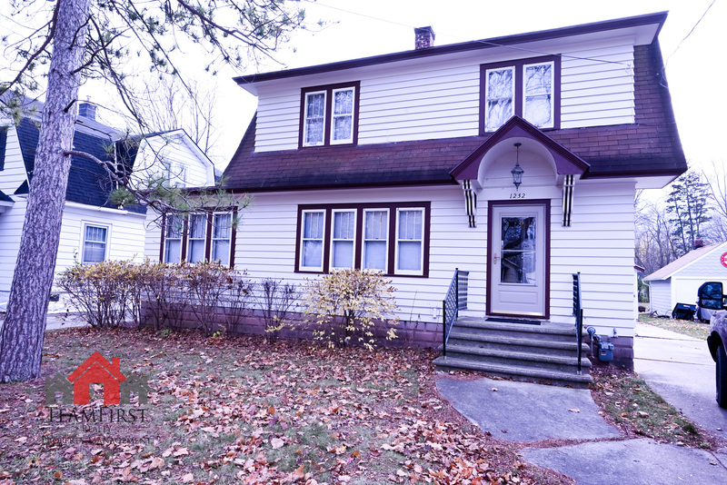 Green Bay House: 1232 Eliza Street