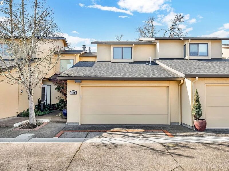 Eugene House: 574 Wimbledon Ct.