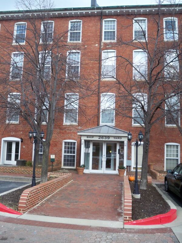 Baltimore Condo: 2639 Boston St