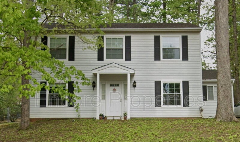 Cary House: 211 Indigo Drive