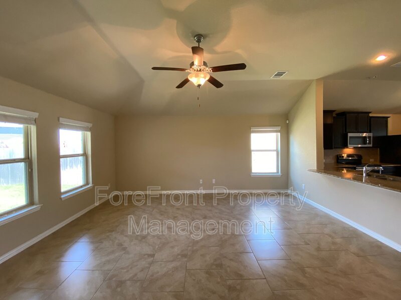 1911 Kalli Jo Ln New Braunfels TX 78130 - Photo 8